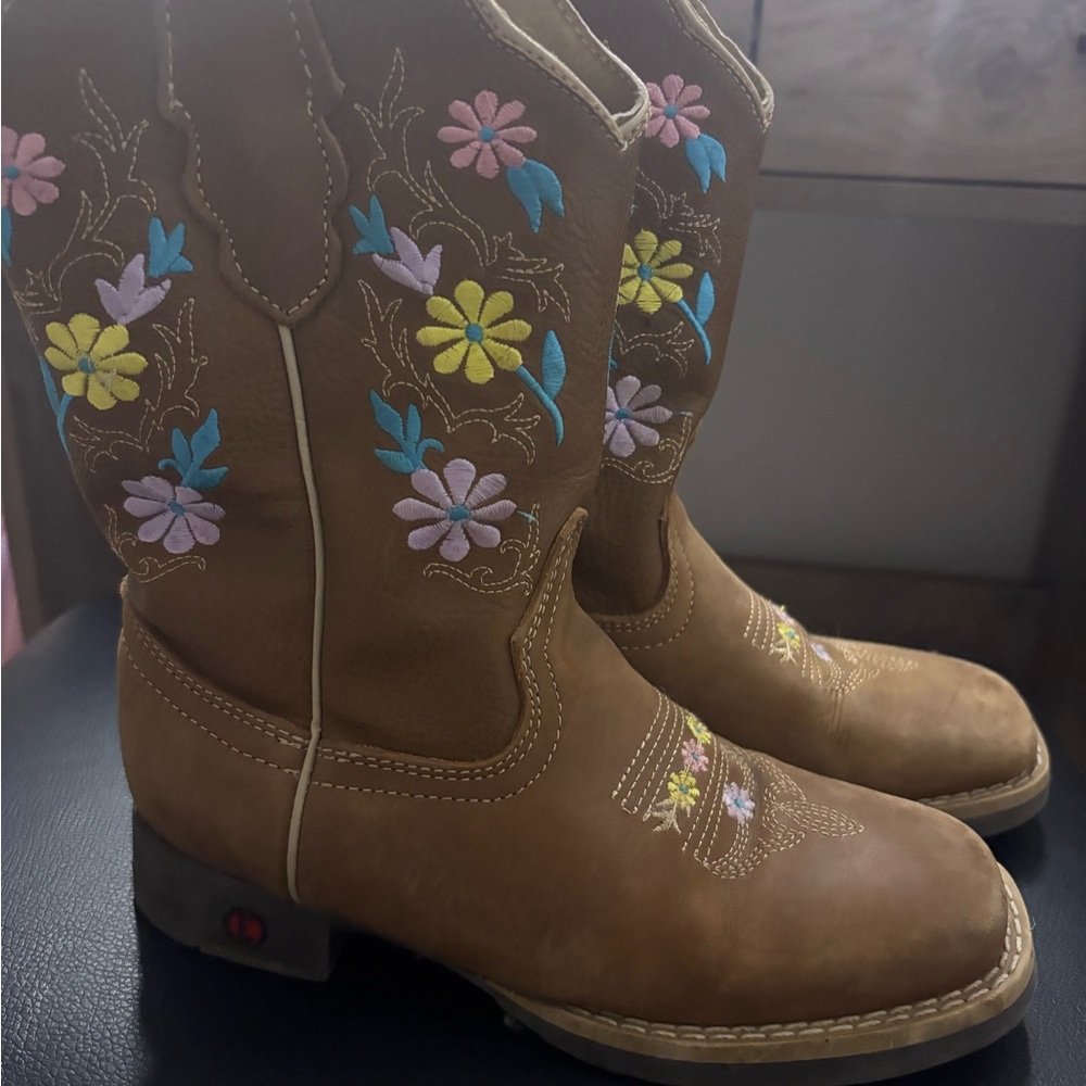 Embroidered Floral Girl Cowboy Boots